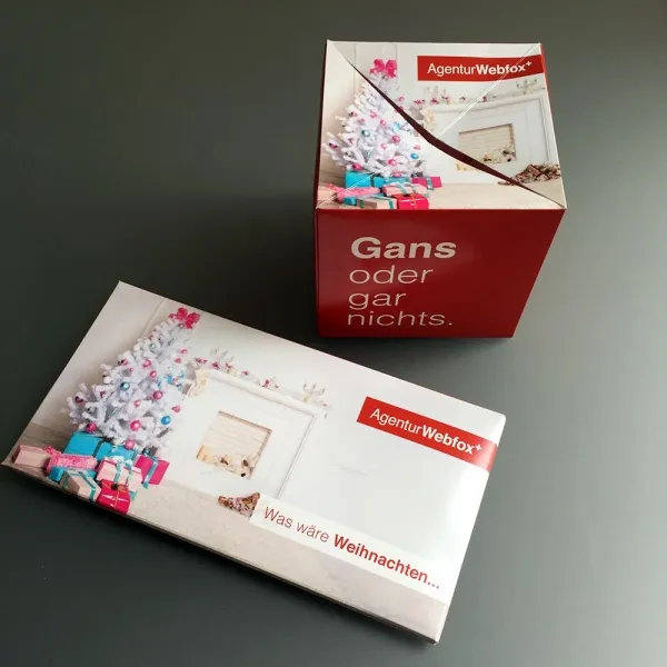 Produktbild von Unsere faszinierenden 3D-Pop-up-Mailingwürfel in verschiedenen Standardgrößen, individuell anfertigbar, überraschen durch ruckartiges Entfalten beim Auspacken.