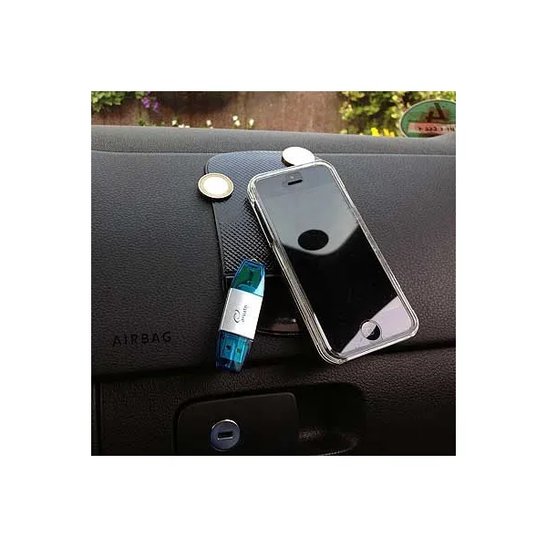 Produktbild von Anti-Rutsch-Matte als individuell bedruckbare Streuartikel fürs Handy & mehr – selbsthaftendes Pad in vielen Farben & Größen, ab 500 Stück mit Logo-Druck.