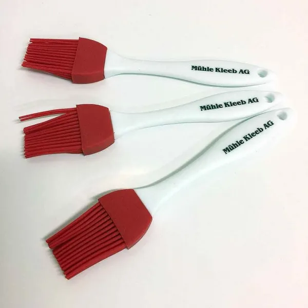 Produktbild von Backpinsel aus Silikon (17,5 cm x 3 cm), Werbeanbringung auf dem Stiel.
