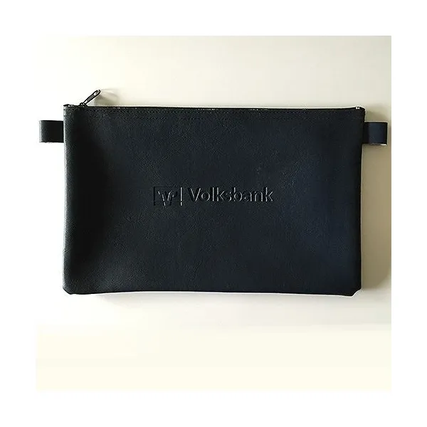 Banktaschen aus Kunstleder oder Leder für Geld oder Belege mit Reißverschluss, abgerundeten Ecken und Wahlmöglichkeit von Schlaufen. (9)