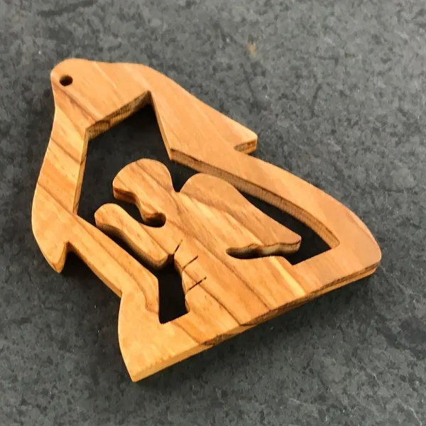 Produktbild von Baumanhänger aus Olivenholz 06: Holzmaße 5,5-6,0 cm, geölt.