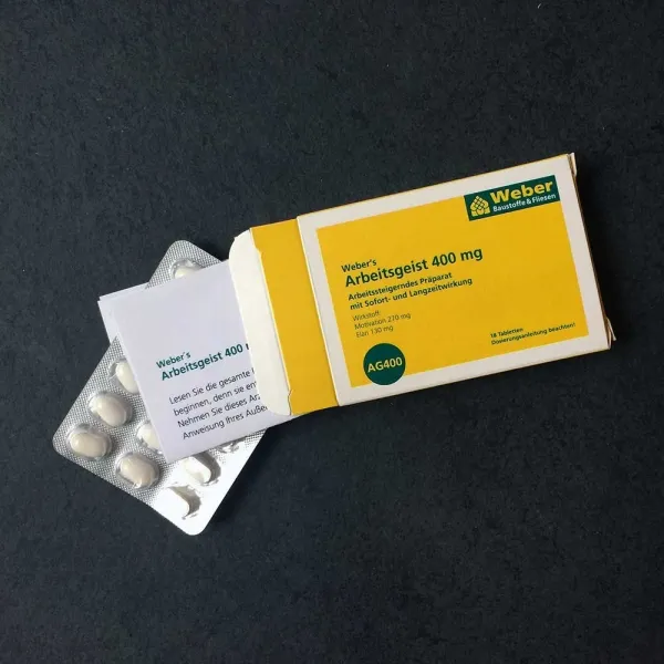 Produktbild von Werbe-Drageebonbons mit individueller Botschaft in Tablettenverpackung, lecker & nachhaltig für Ihr Mailing!