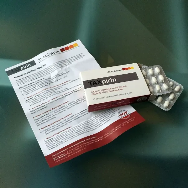 Produktbild von Die einzigartige Werbeidee besteht aus Bonbons in individuellen Tablettenschachtelverpackungen mit wählbarer Größe (18er, 24er oder 36er) und Geschmacksrichtung (Pfefferminz oder Frucht: Lemon, Orange, Erdbeere oder Apfel).