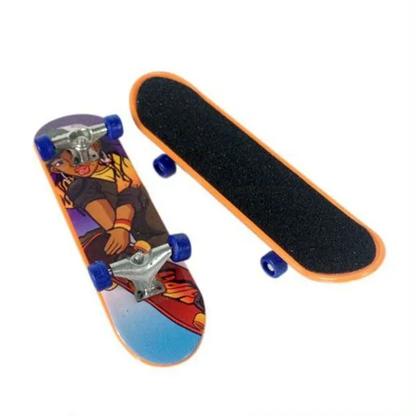 Finger Skateboard mit Logo aus Kunststoff, Größe: 60 x 26 mm, Gewicht: 10 g, Werbedruck auf einem Etikett. (3)
