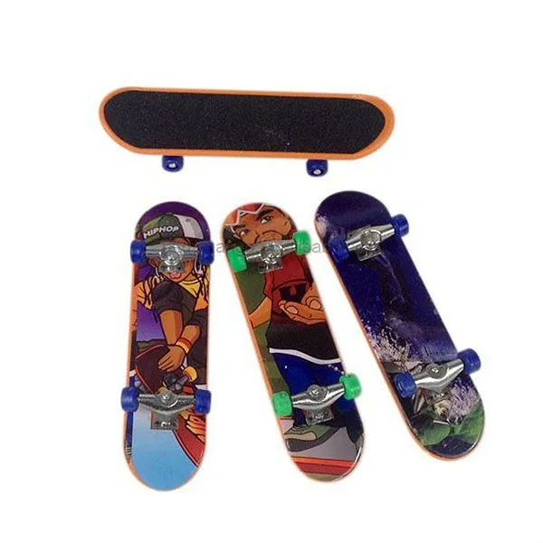 Finger Skateboard mit Logo - Kunststoff-Größe: 60 x 26 mm, Gewicht: 10 g; Werbedruck erfolgt auf einem Etikett. (7)