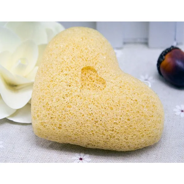 Produktbild von Der Konjacschwamm: ein unscheinbarer Naturhelfer für Ihre tägliche Hautpflege!