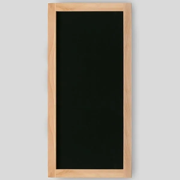 Produktbild von Großes Buchenholz-Wandboard mit Abmessungen von 110 x 55 cm.