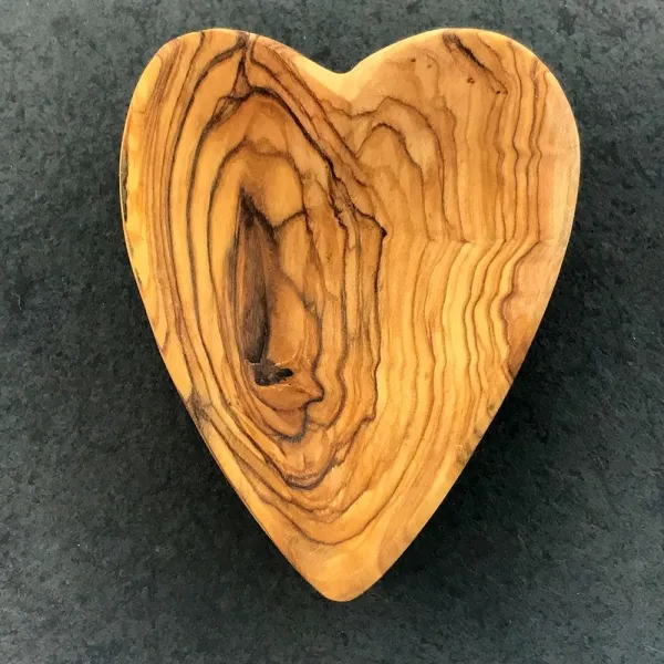 Produktbild von Herz aus Olivenholz - Länge 17,0 cm