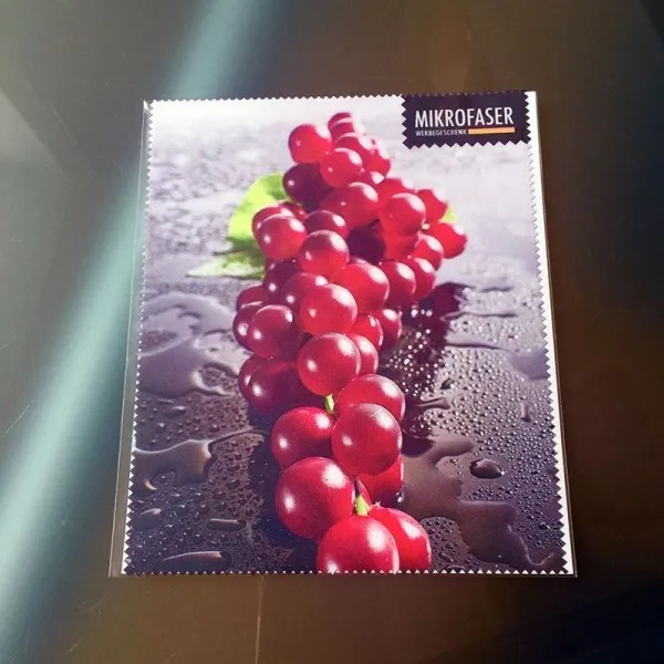 Produktbild von Hochwertige Mikrofasertücher für empfindliche Oberflächen wie Linsen, Brillengläser, Elektronik, Autolack, Displays und Edelstahl.