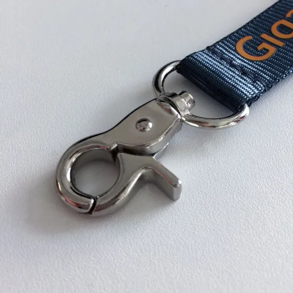 Lanyard Schlüsselband mit Logo: Ein praktischer Werbeartikel in 20 mm breitem, flach gewebten Polyester-Band in vielen Farben, mit Karabinerhaken und -Zwischenschloss aus hochglänzendem Metall. (2)