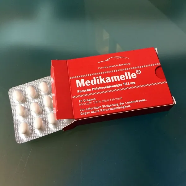 Produktbild von Lustige Werbeidee für Ihr Mailing - Bonbon-Dragees in "Tablettenverpackung"