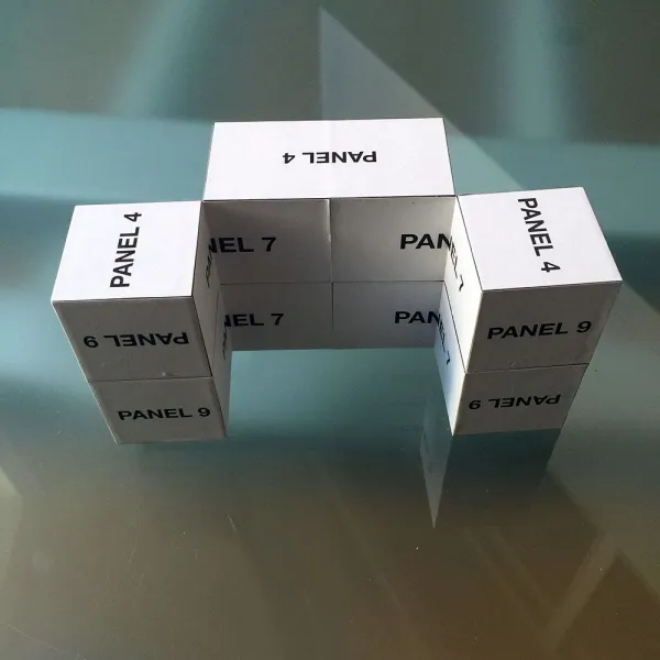 Produktbild von Der Original 3D Präsentationswürfel zum Klappen ist durch seine transformative Funktion beim Falten einzigartig.