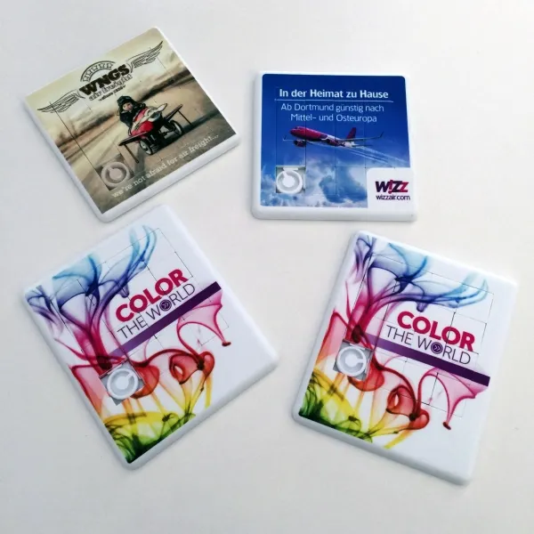 Produktbild von Die rechteckigen Schiebepuzzles mit Werbedruck sind ein angesagter Werbeartikel dank ihrer großen Werbefläche und intensivem Full-Color-Druck, der eine hohe Bildschärfe bietet.