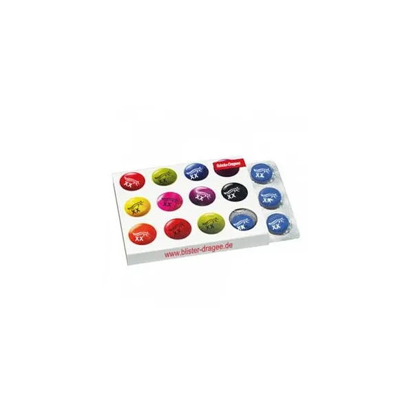 Produktbild von Schokolinsen-Dragees mit Logo-Bedruckung im Blister für Werbezwecke, inklusive Sichtfenster und Rückseitendruckoption, individuell gestaltbare Verpackung, ab einer Menge von 1.000 Stück.