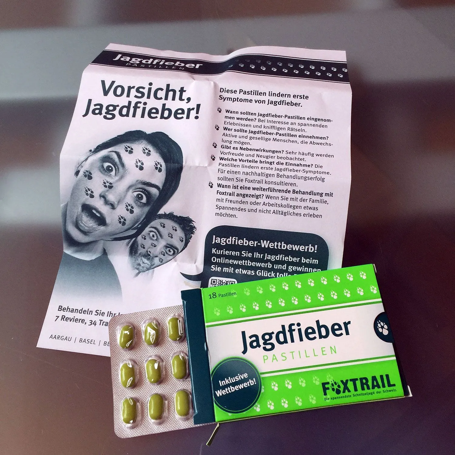 Sensationelle Werbemöglichkeit: Dragee-Bonbons im Blister mit Tablettenverpackung für individuelle Gestaltung und Bedruckung; in 3 Größen und 4 Geschmacksrichtungen, ab 1.000 Stück mit bedrucktem Beipackzettel, silberne Rückseite optional,... (4)