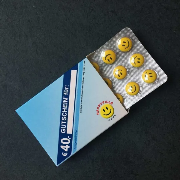 Produktbild von Die lustigen Werbeidee-Schokolinsen in bedruckter Verpackung sind eine besondere "Medizin" - wohlschmeckend, lecker und sehr werbewirksam für Ihr Unternehmen.