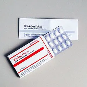 Produktbild von Blister-Dragee-Bonbons in gestalteter Tablettenverpackung: Natürlich ganz ohne Nebenwirkungen!