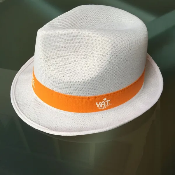Trendiger Fedora-Hut für vielfältige Anlässe, wie Events, Messen und Promotions, erhältlich in diversen Farben mit wechselbaren Bändern. (4)