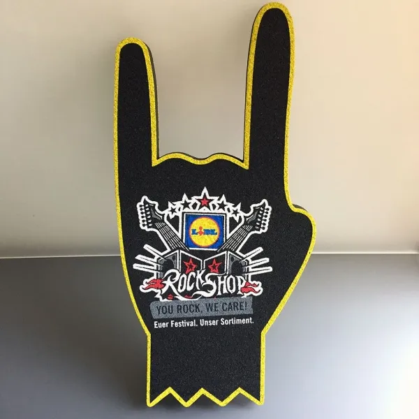 Produktbild von Schaumstoff-Werbeartikel: Großformatige, farbenfrohe Winkehände für Rockfestivals – individuell nach Wunsch gestaltbar zu attraktiven Preisen.